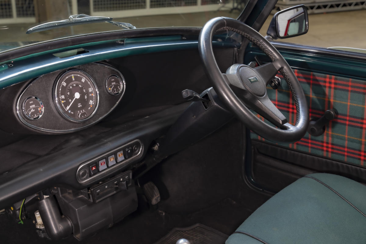 MINI Classique electriqueinterieur